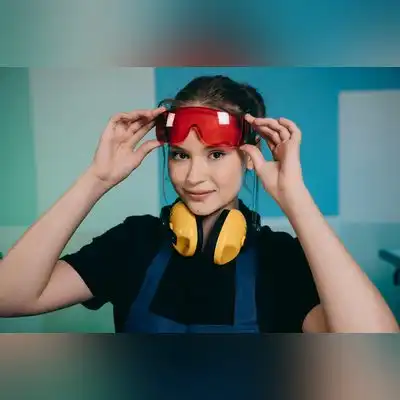 方雅芳